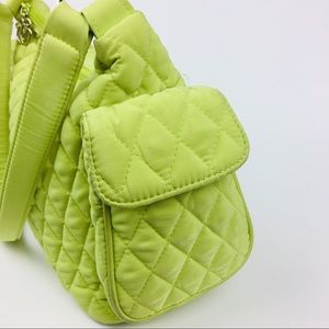 Citron Vera Bradley Handbag | 14 x 8